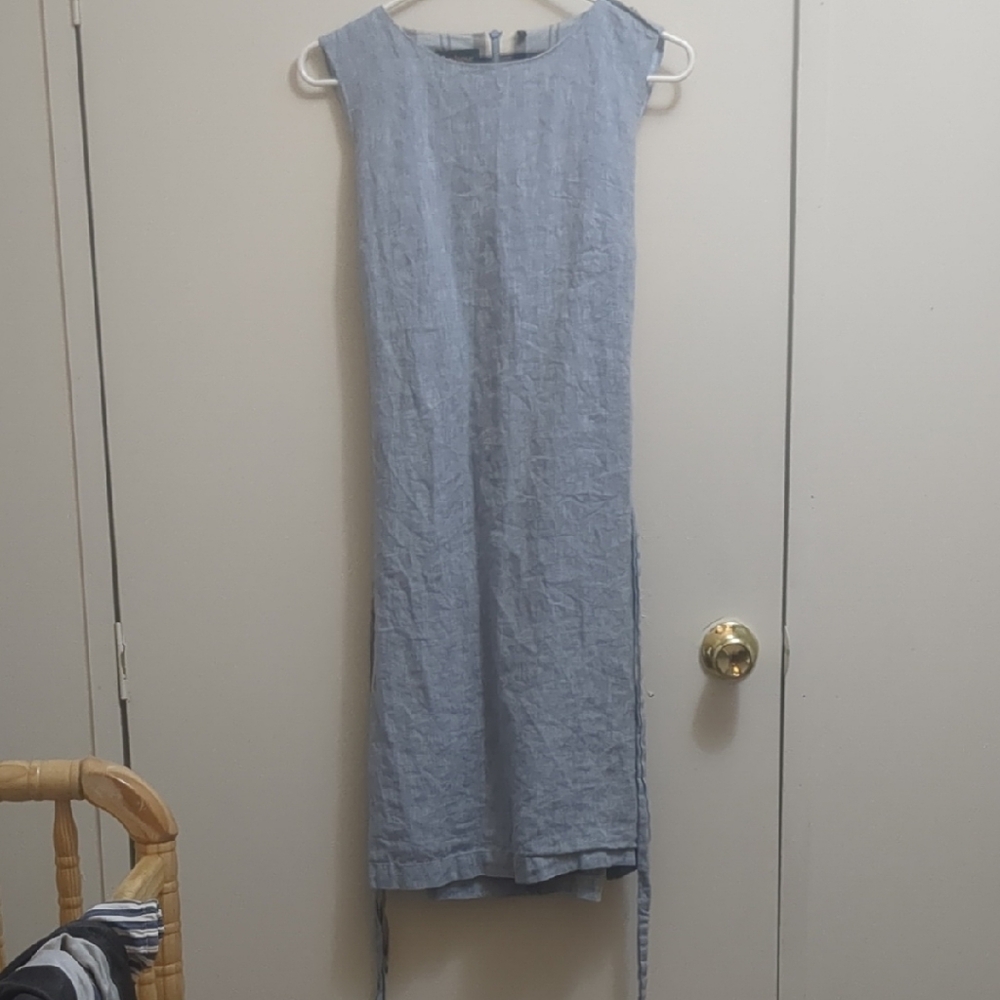 Elegant Blue Sleeveless Dress